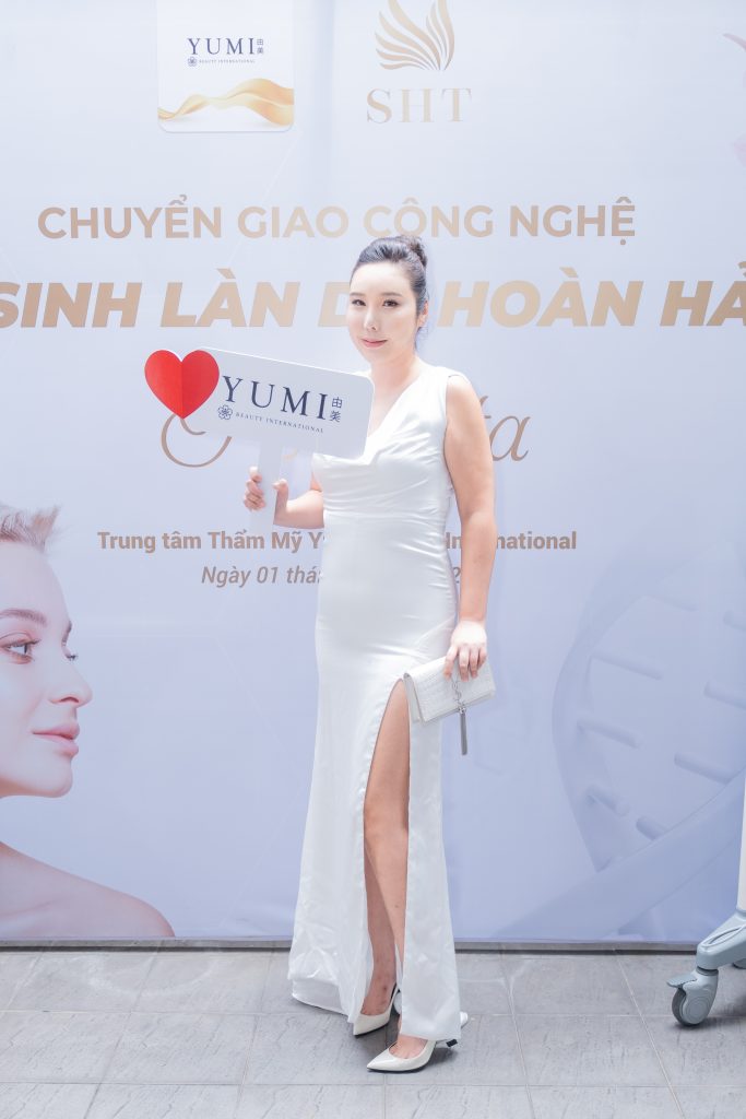 Hình ảnh này chưa có thuộc tính alt; tên tệp của nó là FUJI8371-683x1024.jpg